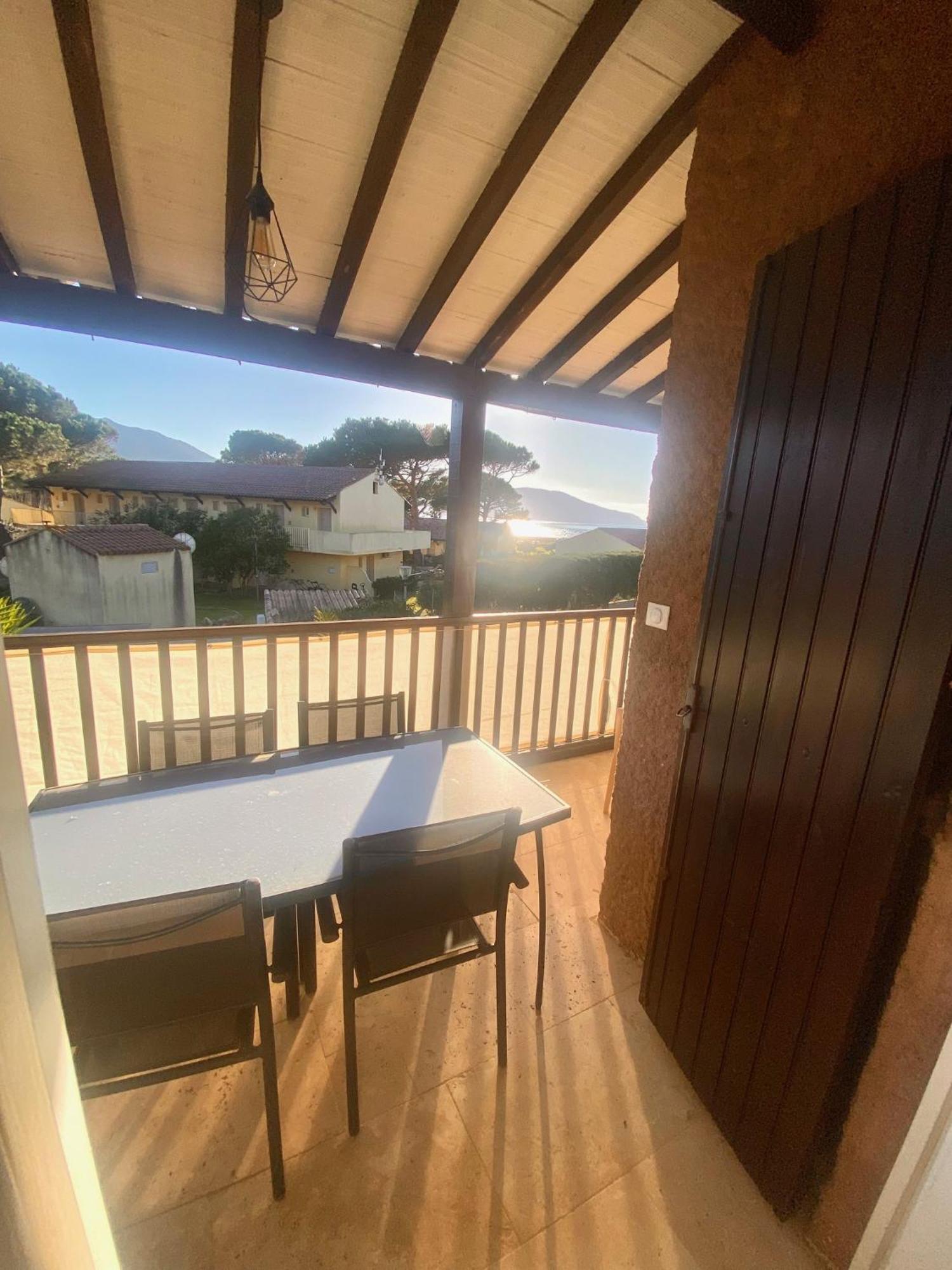 Tres Bel Appartement Les Pieds Dans L'Eau Appietto Bagian luar foto